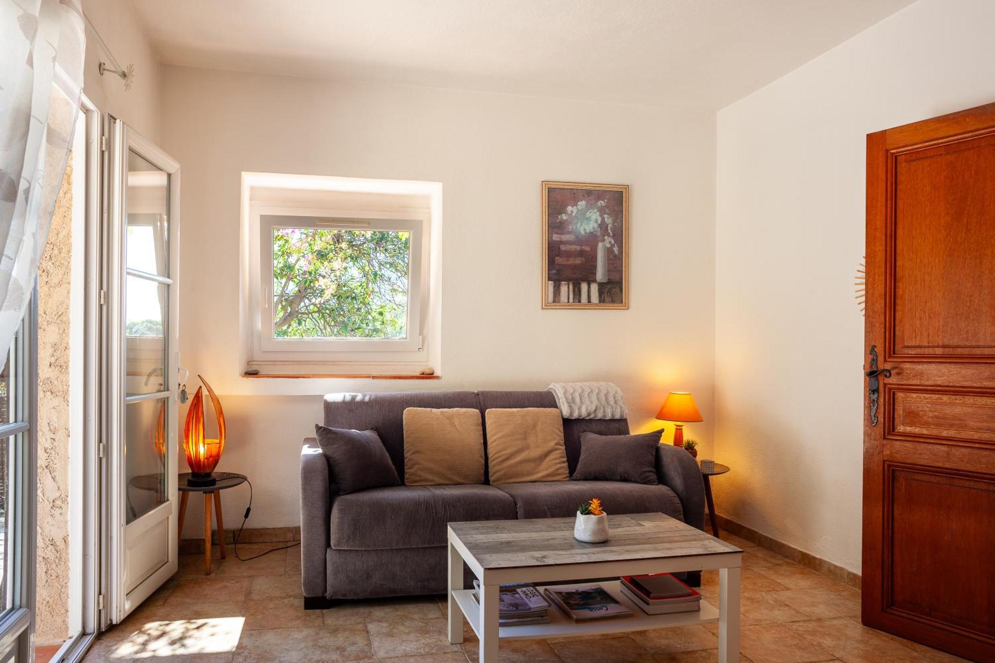 Somptueux Appartement Avec Jardin Cassis Ngoại thất bức ảnh